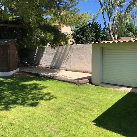 Villa Contemporaine Avec Piscine Sur 1400 M² De Terrain, A 10 Kms Du Cap D Agde