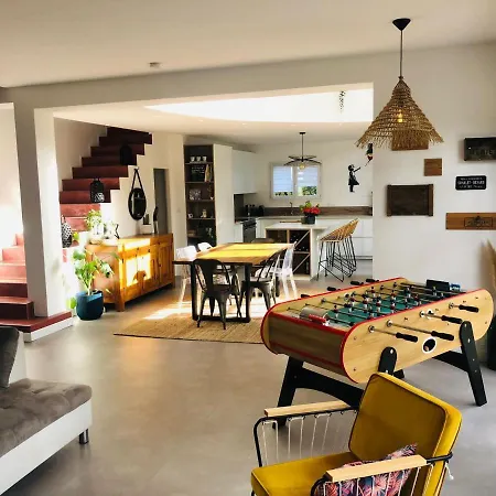 וילה Contemporaine Avec Piscine Sur 1400 M² De Terrain, A 10 Kms Du Cap D Agde *