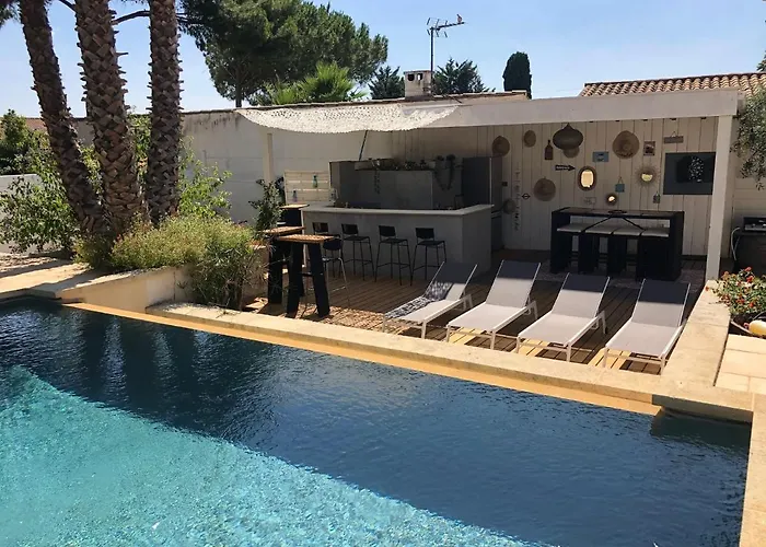 Contemporaine Avec Piscine Sur 1400 M² De Terrain, A 10 Kms Du Cap D Agde Villa Florensac